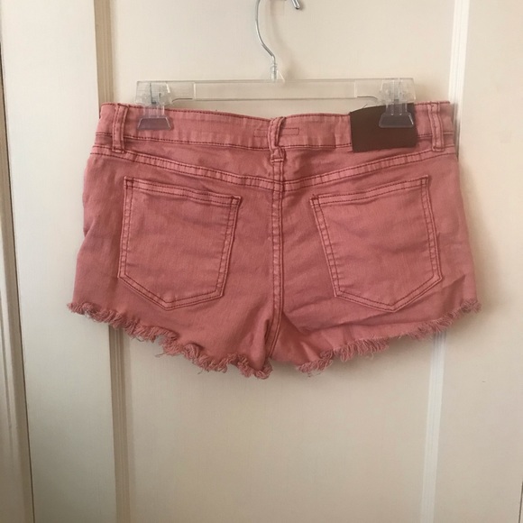 Billabong distressed shorts - Picture 2 of 3